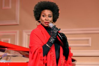 Jenifer Lewis Reveals 4 Powerful Lessons on Bipolar Disorder, Sex Addiction and Walking in Her Joy